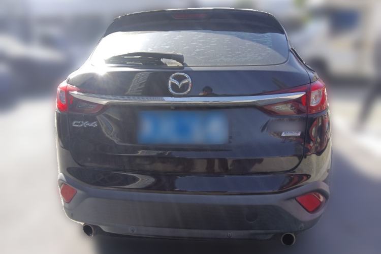 Used Mazda CX-4 2018 2.0L Automatic Two-Wheel Drive Blue Sky Premium Upgrade Version China V Standard
