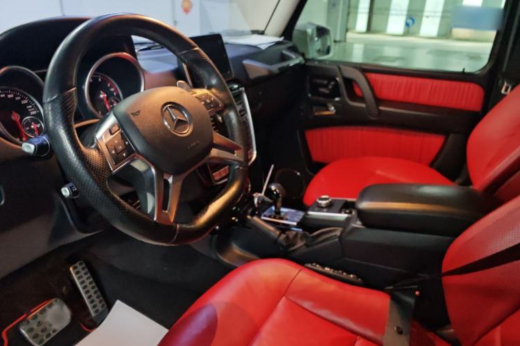 Used Mercedes-Benz G-Class 2016 G 500 Interior 1
