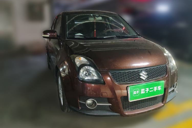 Used Suzuki Swift 2011 1.5L Manual Sport Audiovisual Edition Front Right 45 Deg