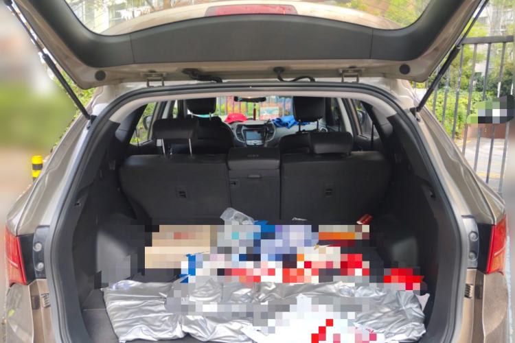 Used Hyundai Santa Fe 2015 2.0T Automatic Two-Wheel Drive Smart Version 5 Seats