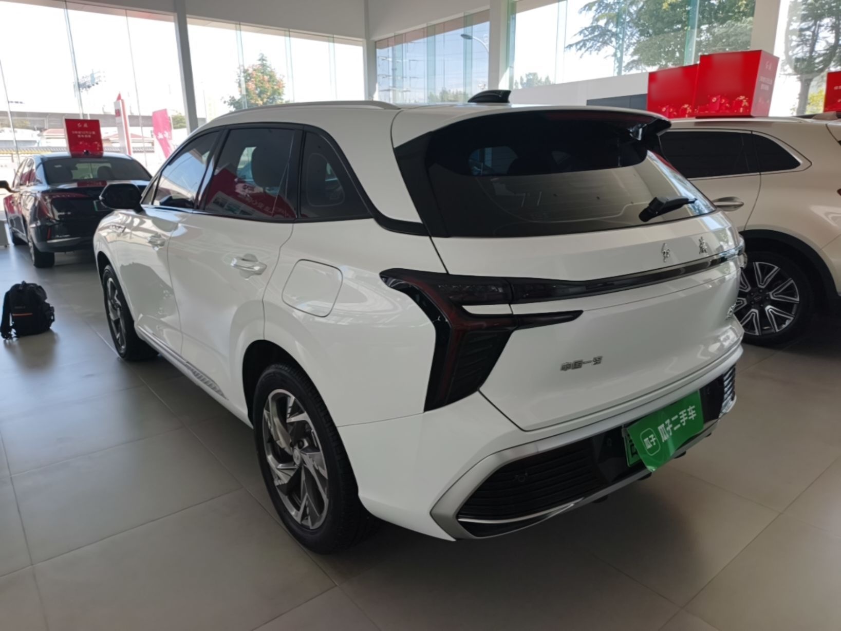 Hongqi HS3 PHEV 2025 Model 117km Jingwei Edition — снимка 4