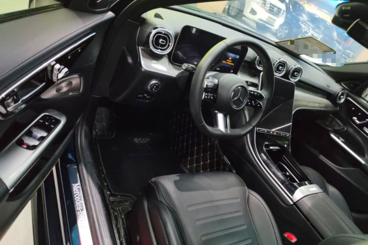 Used Mercedes-Benz C-Class 2023 C 260 L Bright Night Sports Edition Driver Seat