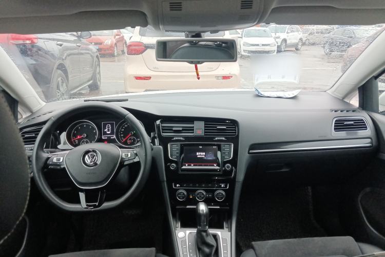 Used Volkswagen Golf 2014 1.4TSI Automatic Flagship Model
