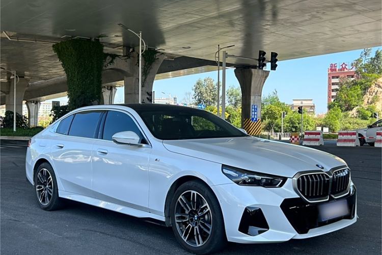 Used BMW 5 Series 2025 530Li Leading Model M Sport Package
