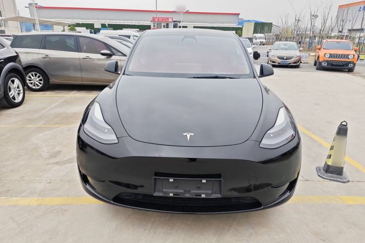 Used Tesla Model Y 2022 Rear-Wheel-Drive Version
