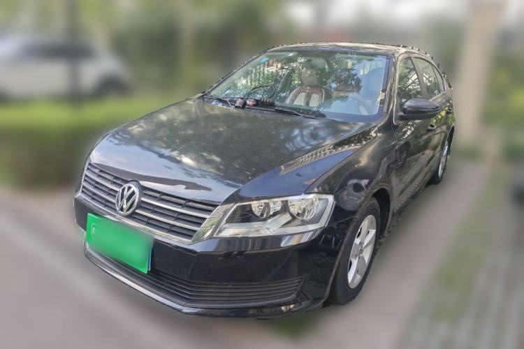 Used Volkswagen Lavida 2013 Revised Classic 1.6L Automatic Fashion Edition