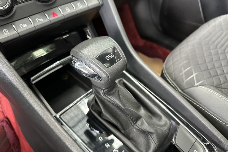 Used Skoda Kodiaq 2018 Facelifted TSI330 5-Seater Two-Wheel-Drive Comfort Edition