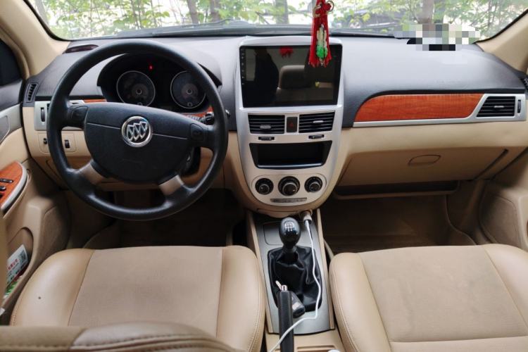 Used Buick Excelle 2011 1.6 LX-MT