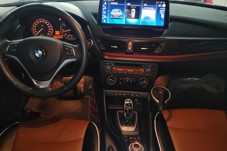 Used BMW X1 2015 sDrive18i Fashion Upgrade Edition Center Console