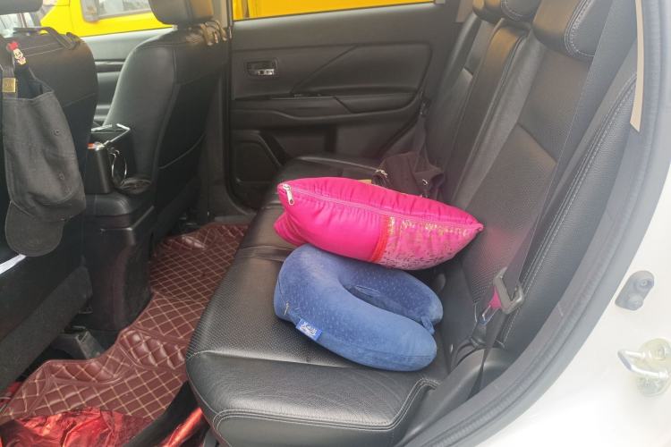 Used Mitsubishi Outlander 2016 2.4L 4x4 Elite Edition 5 Seats