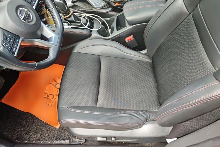 Used Nissan Qashqai 2019 2.0L CVT Luxury Edition Left Front Seat