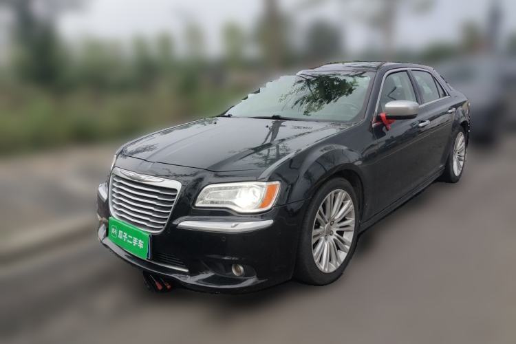 Used Chrysler 300C 2014 3.0L Excellence Edition