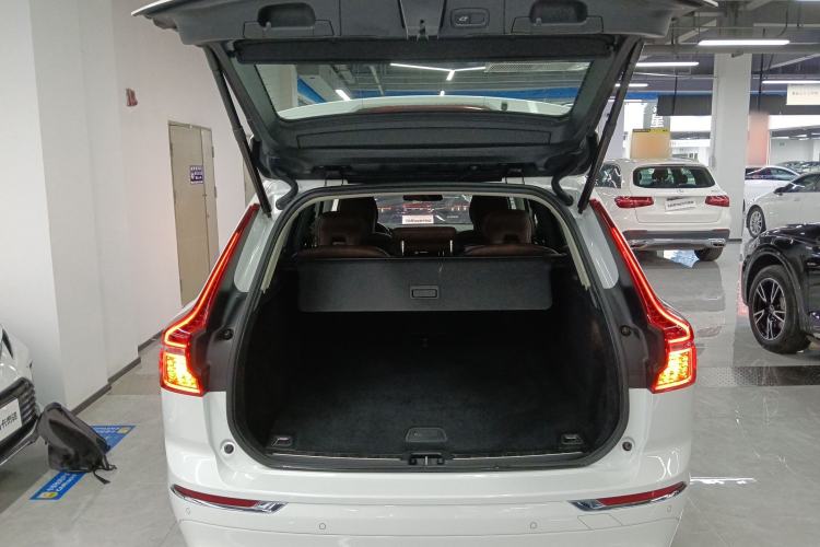 Used Volvo XC60 2020 T5 4x4 Zhiyi Luxury Edition
