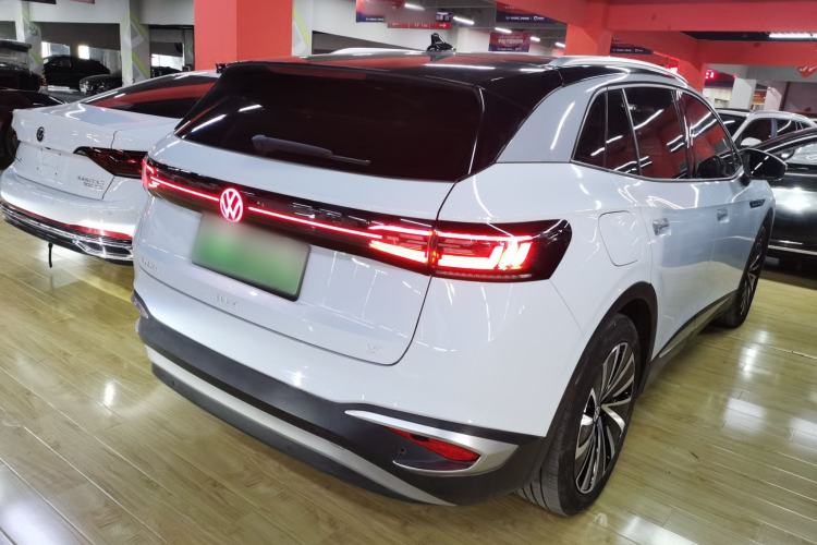 Used Volkswagen ID.4 X 2022 Smart Enjoyment Long-Range Edition Rear Right 45 Deg