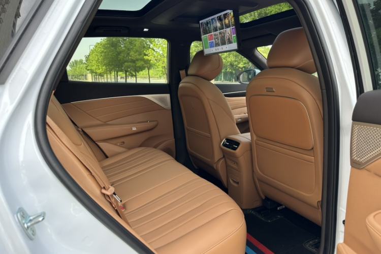 Used Dongfeng Aeolus L8 2025 Model 185KM Dream Edition