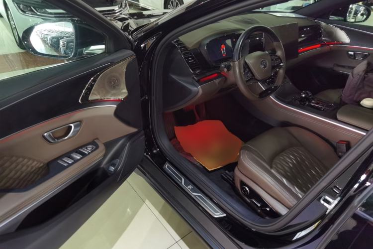 Used BYD Han 2024 DM-i Glory Edition 121KM Premium Model