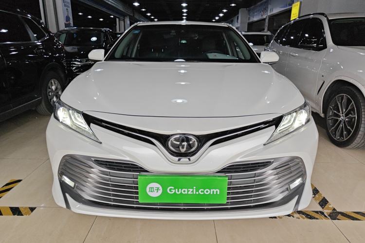 Used Toyota Camry 2019 Revised Version 2.0G Luxury Edition

