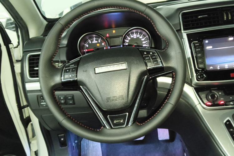 Used Haval M6 2019 1.5T DCT Two-Wheel Drive Elite Version China VI Standard