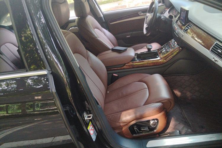 Used Audi A8 2013 A8L 30 FSI Comfort Model
