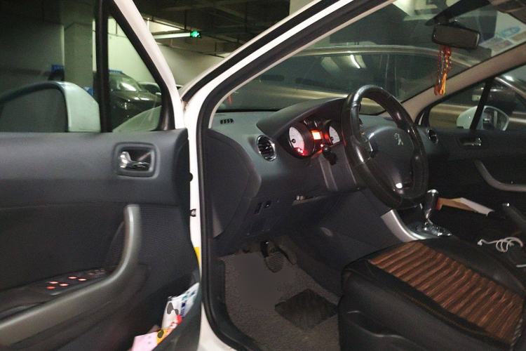 Used Peugeot 408 2013 2.0L Automatic Comfort Edition