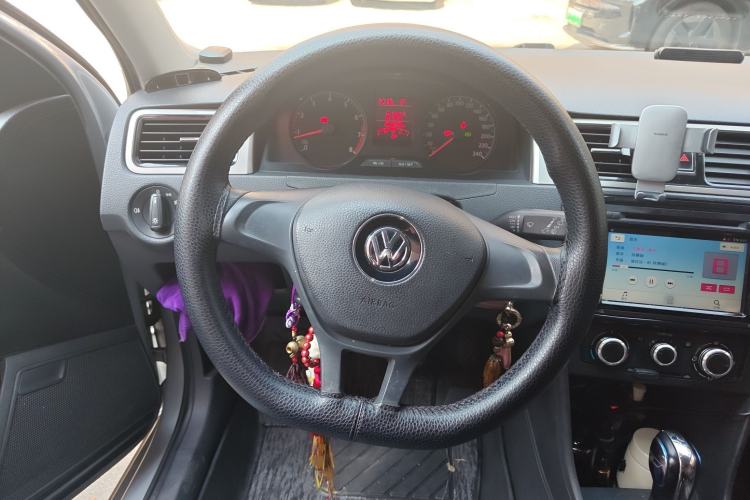 Used Volkswagen Santana 2015 Haval H6 1.6L Automatic Luxury Model Steering Wheel