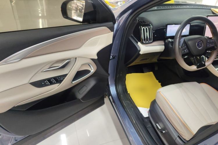 Used BYD Song Pro New Energy 2023 Champion Edition DM-i 110KM Beyond Model Driver Seat