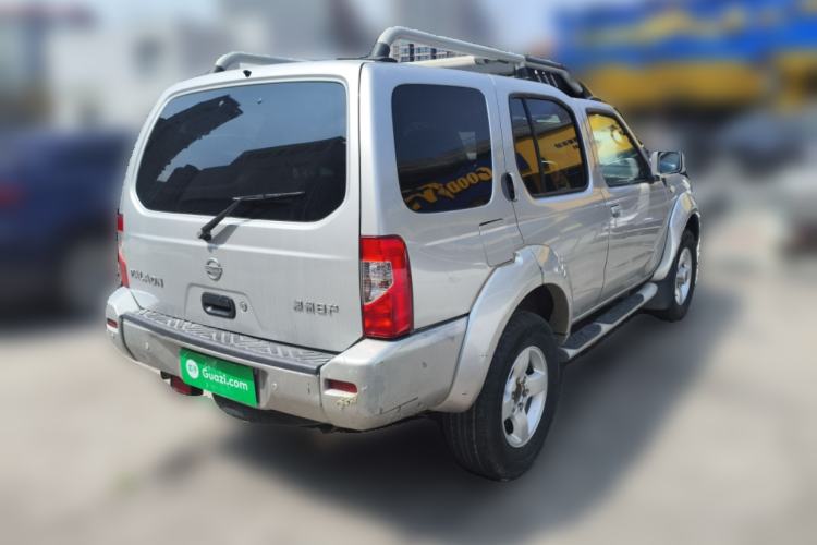 Used Nissan Paladin 2008 2.4L Two-Wheel-Drive Standard Version