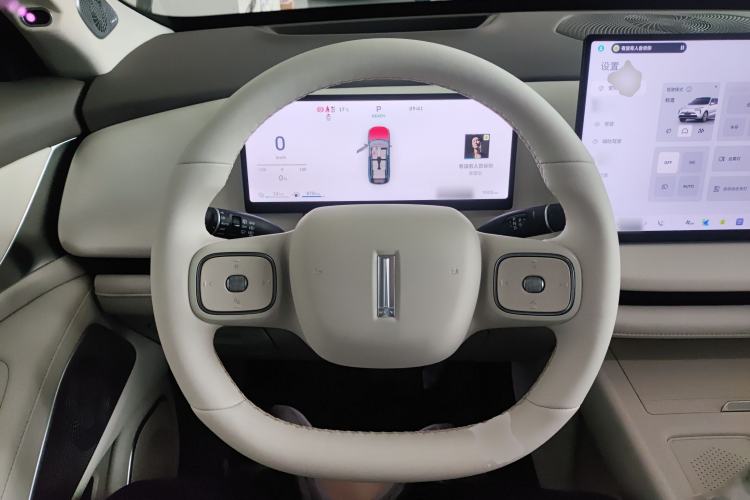 Used Wey Lanshan 2025 Four-Wheel Drive Max Steering Wheel