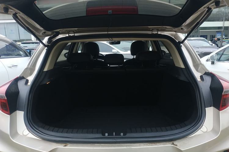 Used Geely Auto Emgrand GS 2020 1.4T CVT Ya Trunk