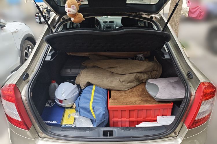 Used Skoda Octavia 2013 1.6L Manual Yijie Edition Trunk