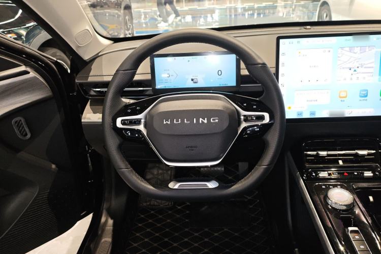 Used Wuling Xingguang 2024 Co-Creation Edition 510 Advanced Model