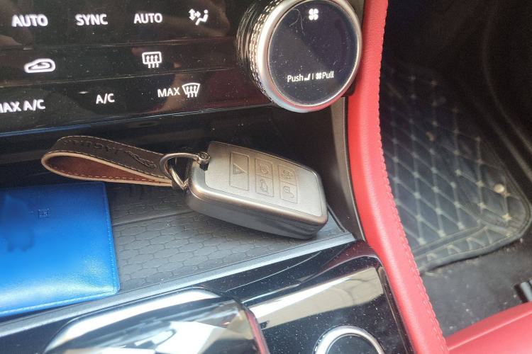 Used Jaguar XFL 2021 XFL 2.0T P250 Two-Wheel-Drive Elite Sport Edition
