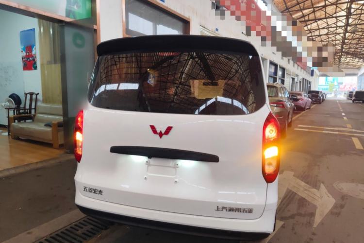 Used Wuling Hongguang New Energy 2024 All-Electric Model 300KM Standard Version Rear
