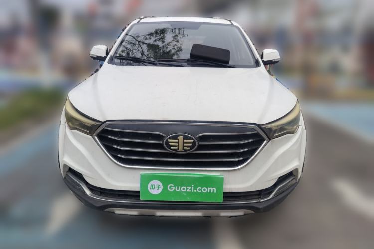 Used Bestune X40 2018 Internet Celebrity Edition 1.6L Automatic Luxury Version
