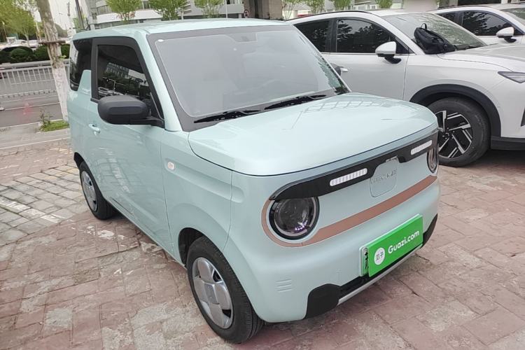 Used Geely Galaxy Panda 2024 Panda Mini 200km Endurance Bear Front Right 45 Deg