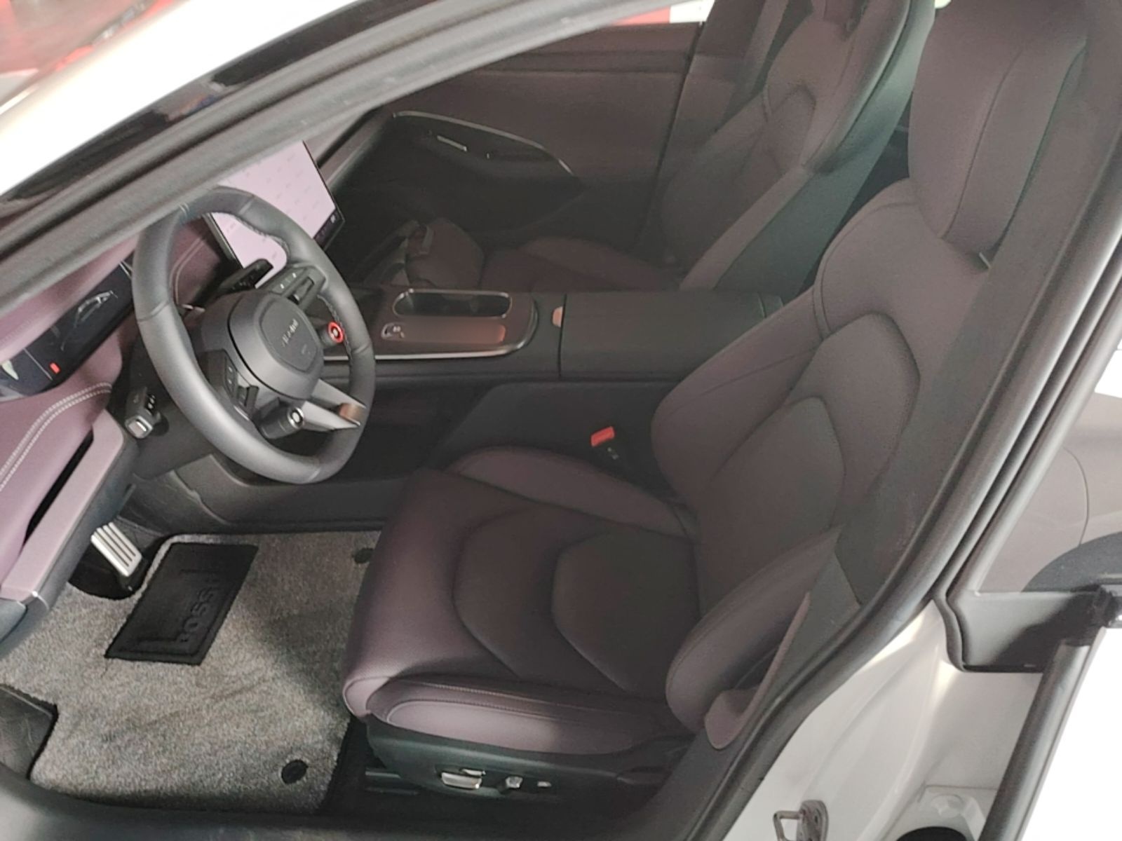 Xiaomi Auto SU7 2024 Four-Wheel Drive Ultra-Long Range Advanced Intelligent Driving Max Edition — снимка 18