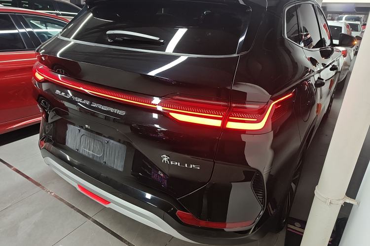 Used BYD Song PLUS New Energy 2023 Champion Edition EV 520KM Prestige Model
