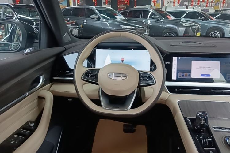 Used Geely Auto Monjaro L 2025 Dongfang Yao 2.0TD Automatic All-Wheel-Drive Wangyue Edition
