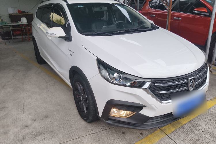 Used Baojun 310W 2018 1.5L Automatic Fashion Version China V Emission Standard