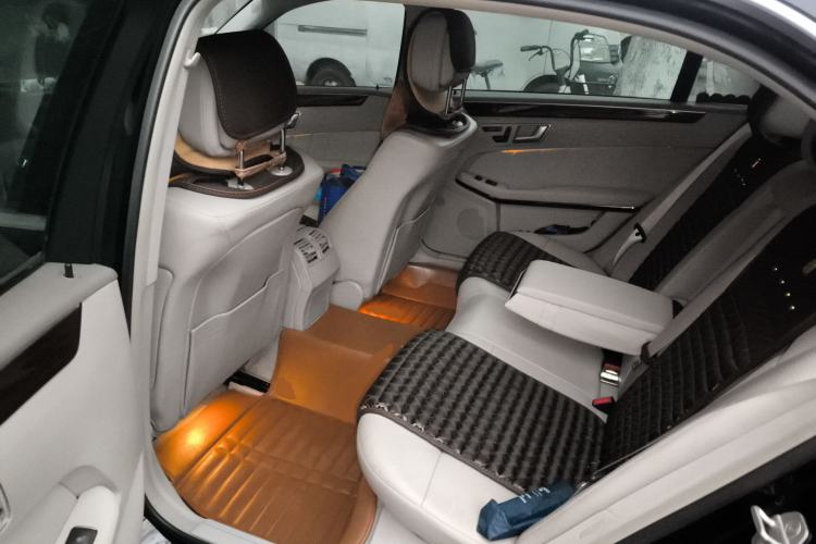 Used Mercedes-Benz E-Class 2013 E 300 L Elegant Model Left Rear Seat