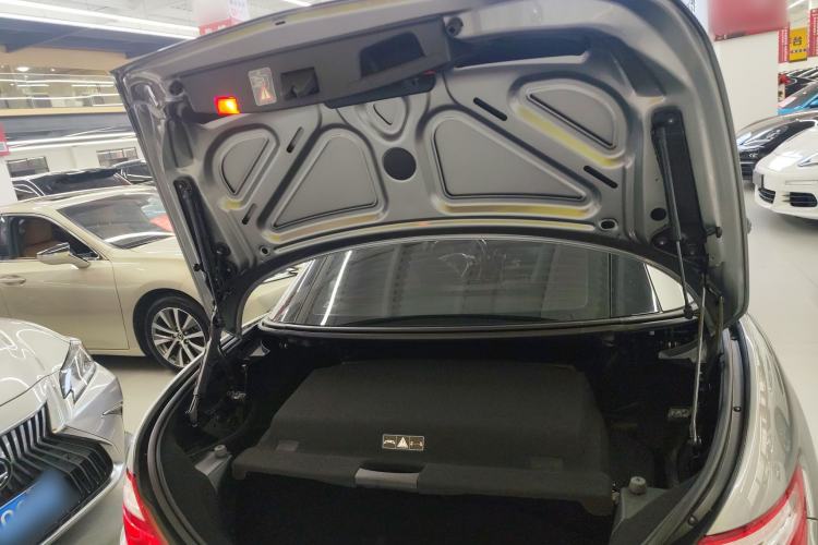 Used Mercedes-Benz SLK-Class 2011 SLK 200 Fashion Model
