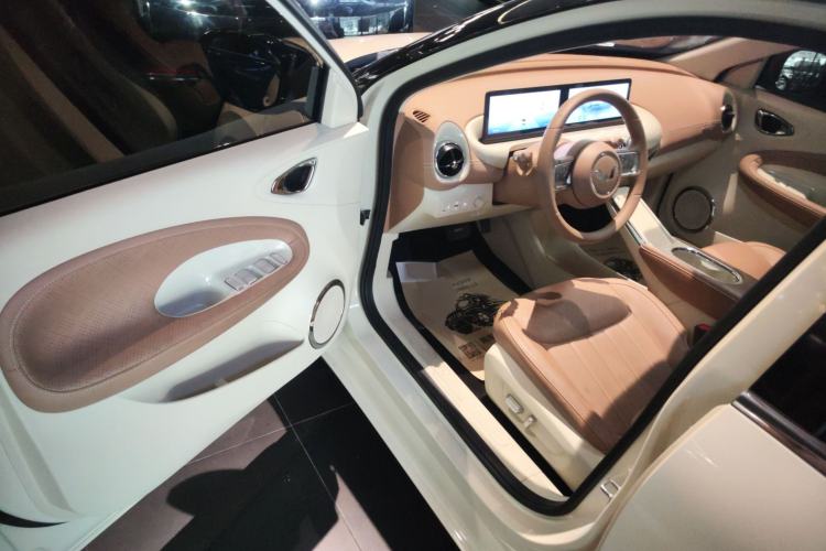 Used Wuling Bingo 2025 410 km Lingxi Deluxe Edition
