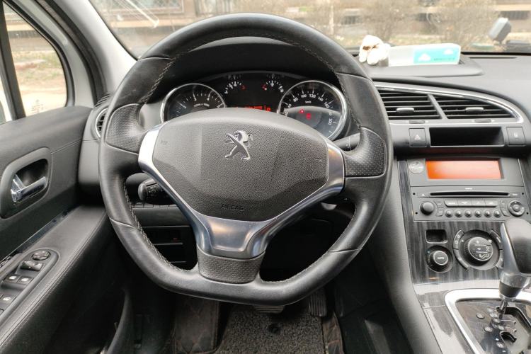 Used Peugeot 3008 2013 2.0L Automatic Trend Edition Steering Wheel