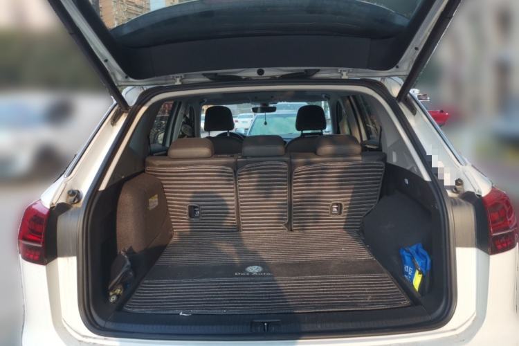 Used Volkswagen Tayron GTE Plug-in Hybrid 2020 1.4T Luxury Model Trunk