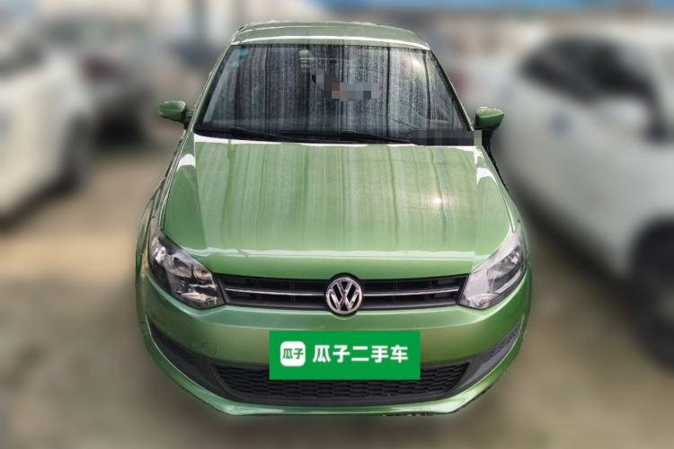 Used Volkswagen Polo 2013 1.4L Manual Fashion Edition Front