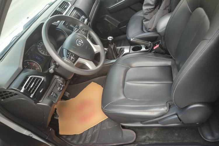 Used Great Wall Wingle 5 2017 2.0T European Version Diesel Two-Wheel Drive Advanced Large Double-Cab GW4D20E