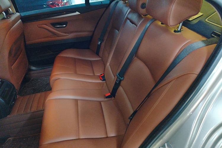 Used BMW 5 Series 2014 525Li Leading Model
