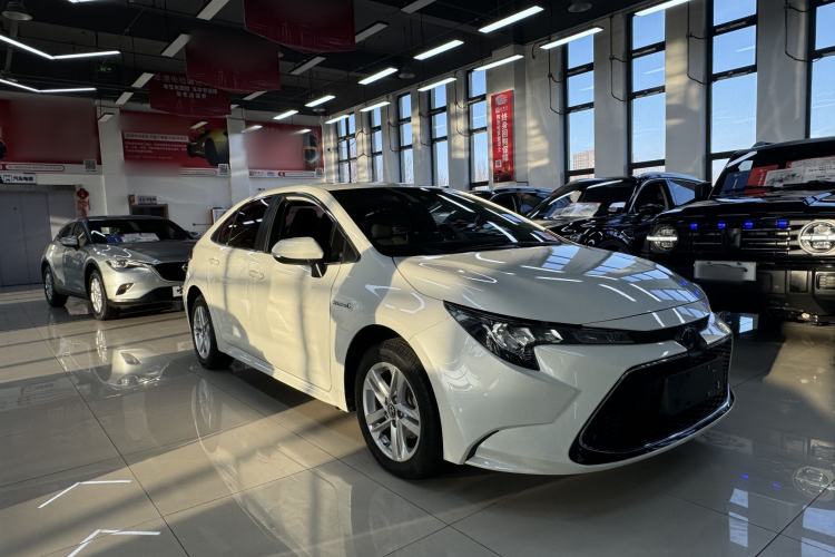 Used Toyota Levin 2019 Dual-Engine 1.8H E-CVT Luxury Edition China VI Standard
