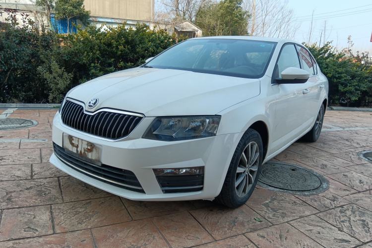 Used Skoda Octavia 2017 Classic Model 1.6L Automatic Comfort Edition
