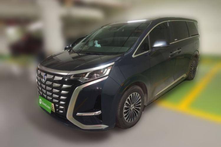 Used Denza D9 2022 DM-i 1040 Prestige Model